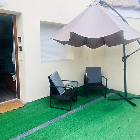 Le Petit Prince , Jolie Maisonnette Terrasse Netflix Parking Prive Jeux De Societe Bourg-en-Bresse Ngoại thất bức ảnh